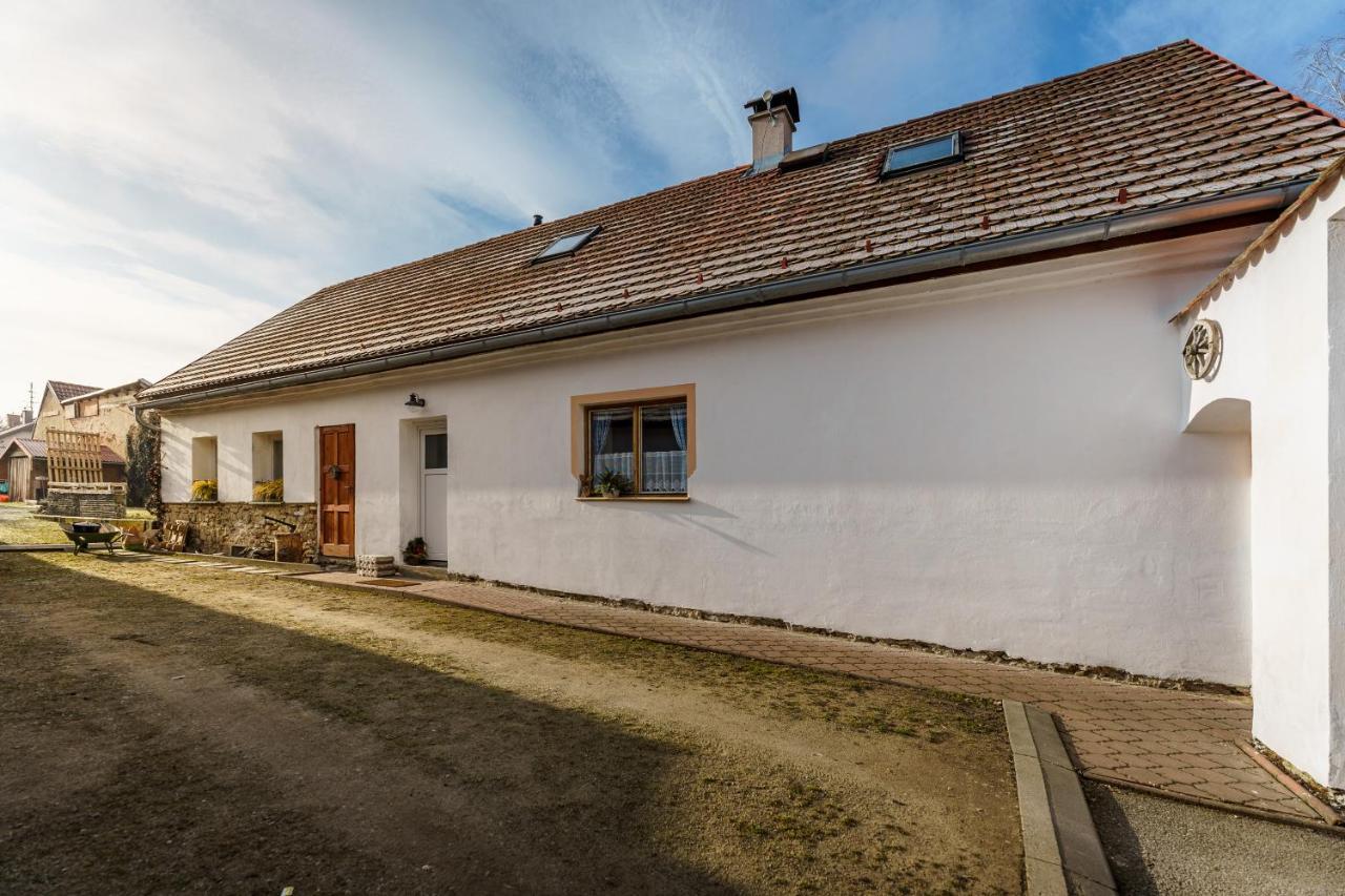 Přízemí vesnické usedlosti - Cozy village homestead Vidov Esterno foto