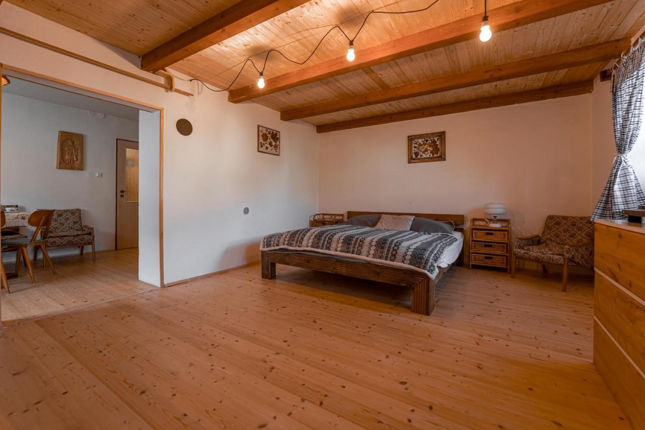 Přízemí vesnické usedlosti - Cozy village homestead Vidov Esterno foto